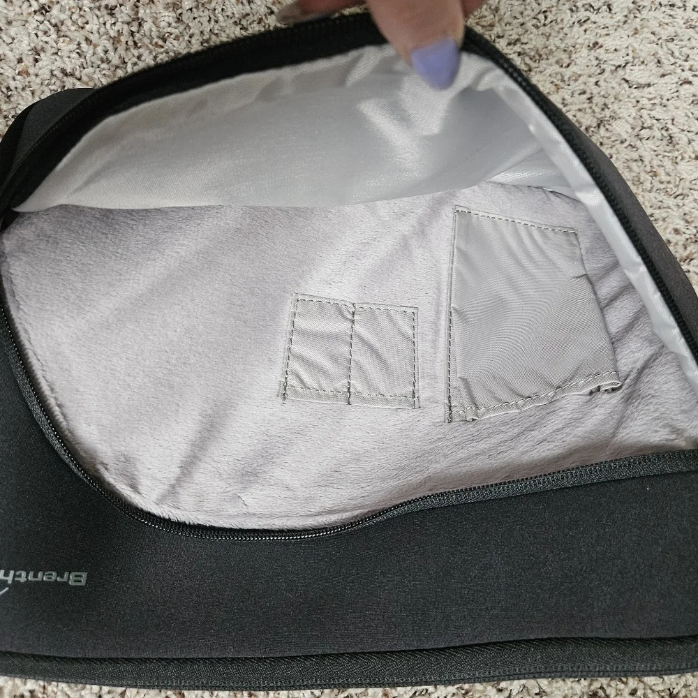 Sleek Black Neoprene Tablet Sleeve with Diagonal Zipper